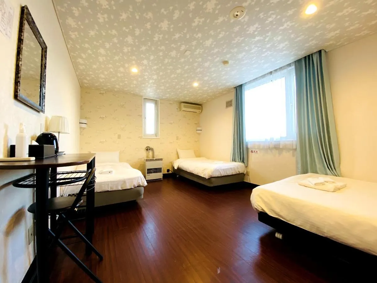 Ostello petit hotel MELON Nakafurano Giappone