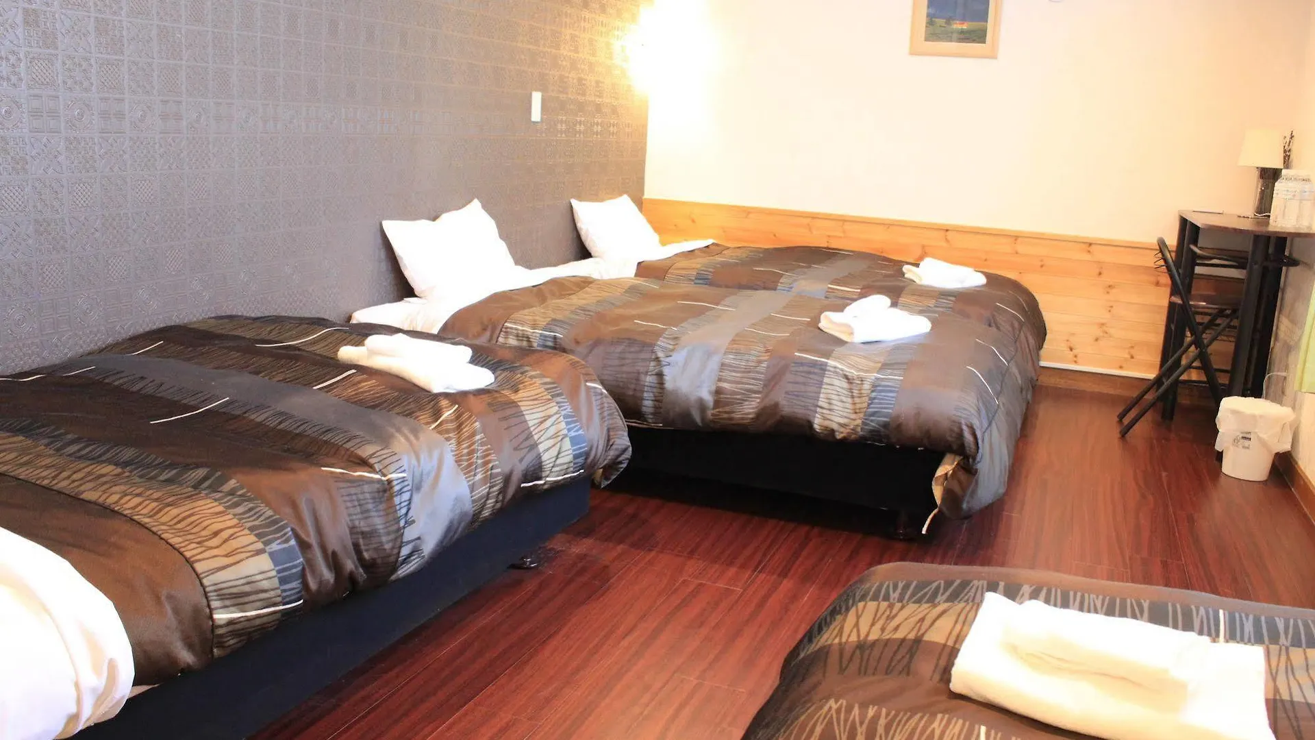 Hostel Petit Hotel Melon Nakafurano
