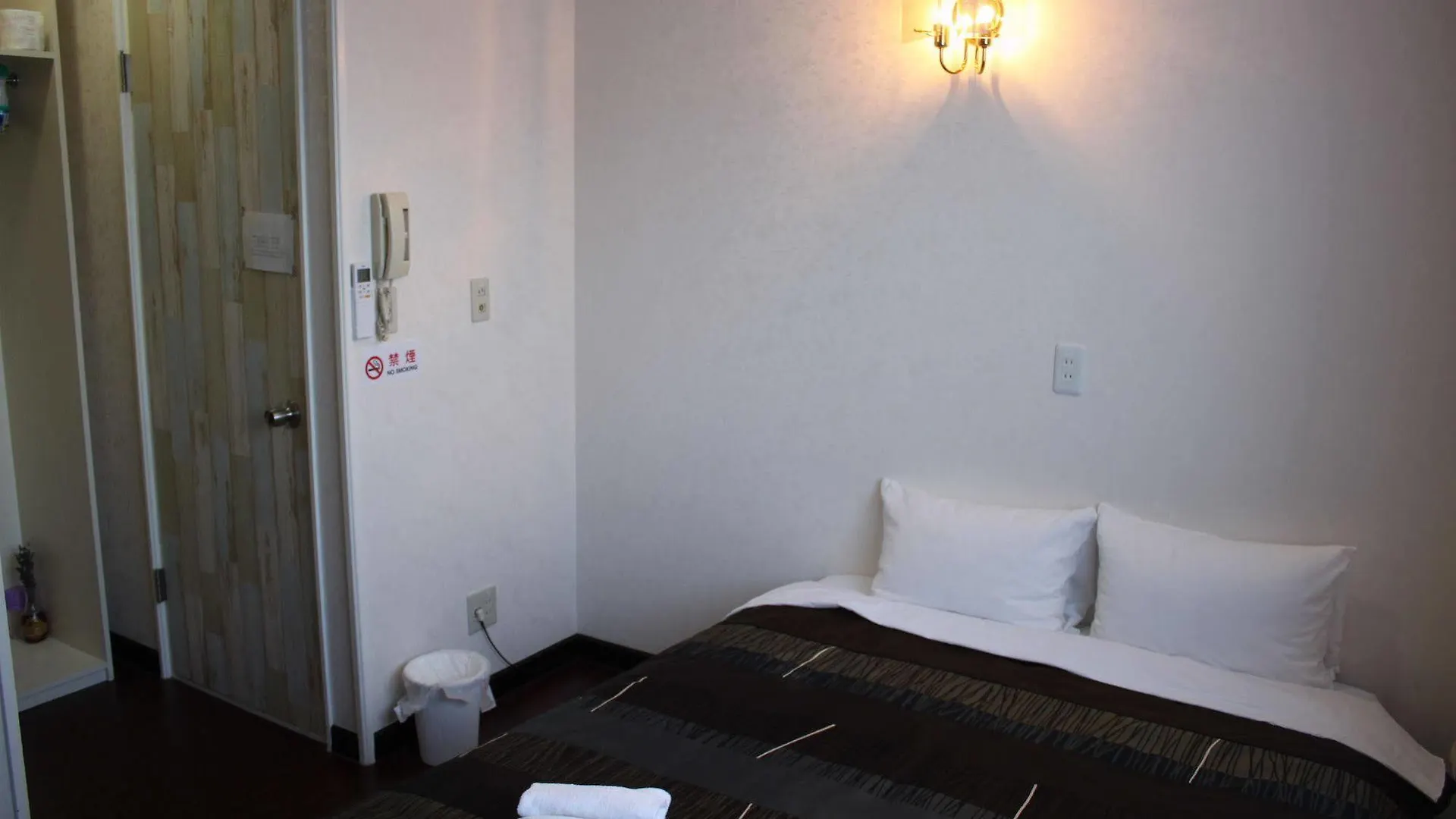 Petit Hotel Melon Nakafurano Vandrerhjem